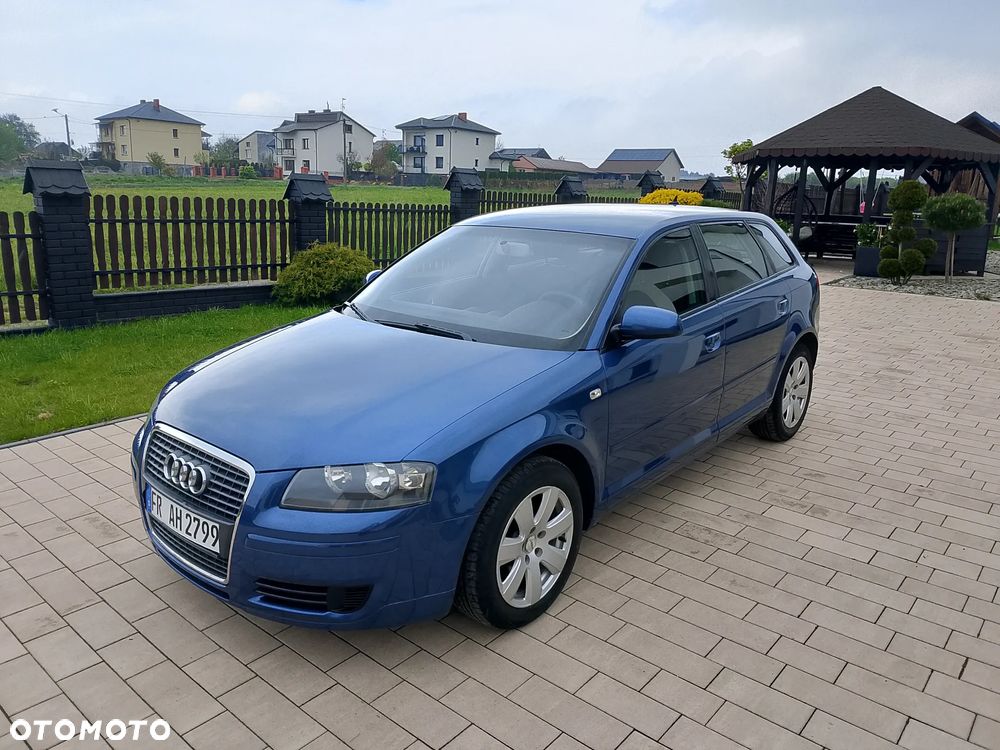 Audi A3 Sportback 1.6 Attraction - 2