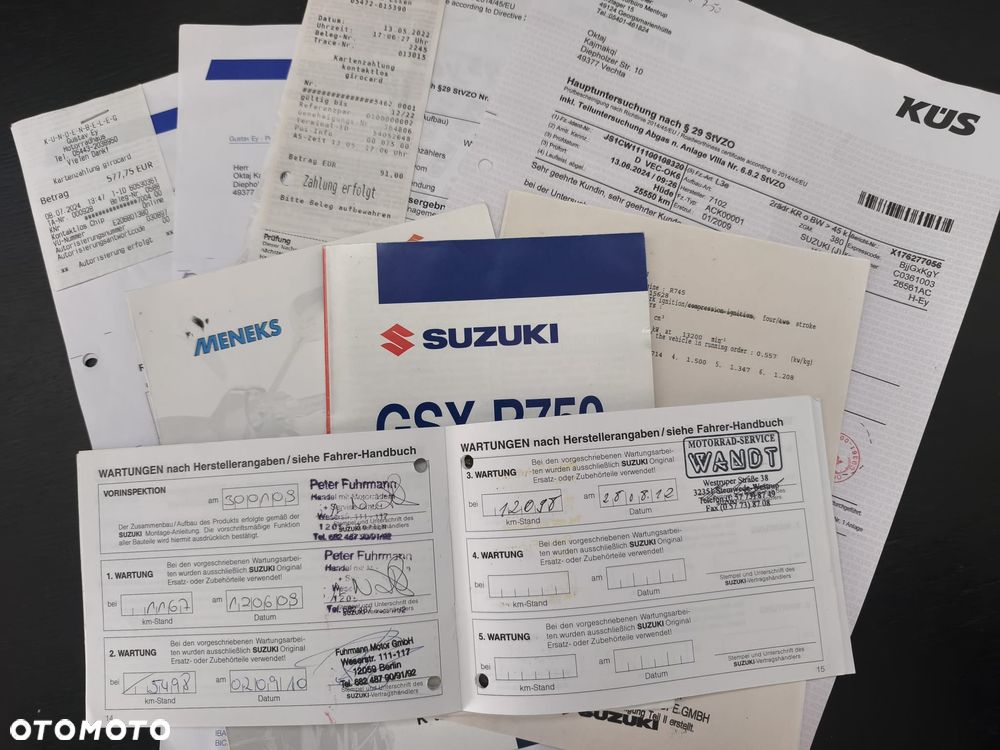 Suzuki GSX-R - 16