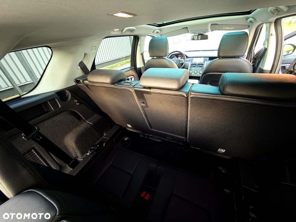 Land Rover Discovery Sport D180 HSE - 34