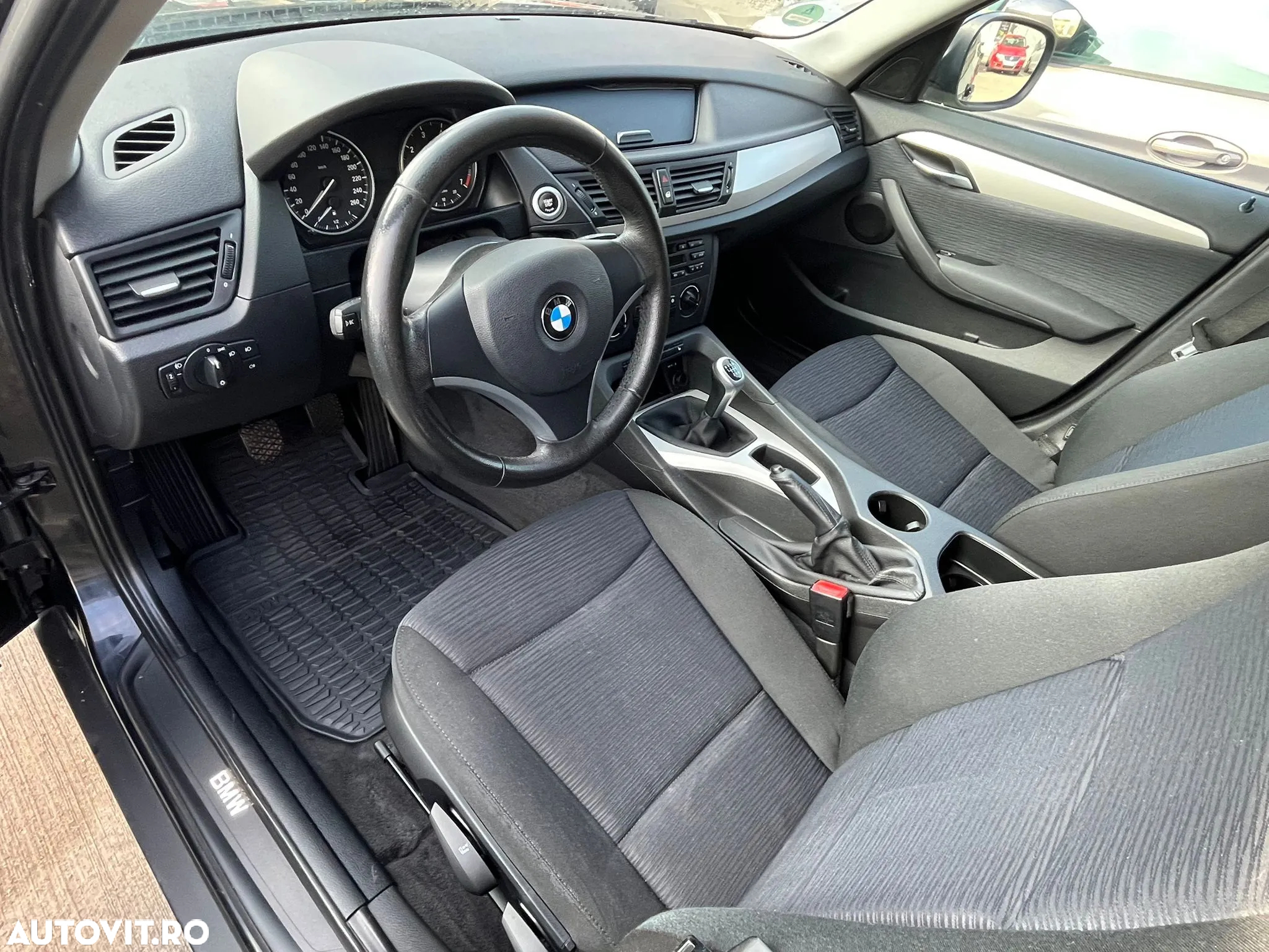BMW X1 sDrive18i - 6