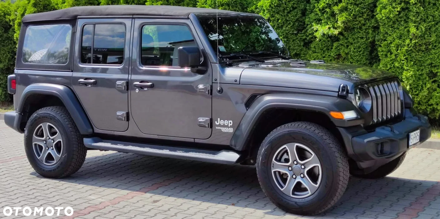 Jeep Wrangler Unlimited GME 2.0 Turbo Sahara - 2