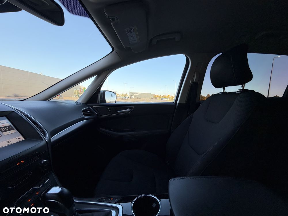 Ford S-Max - 14
