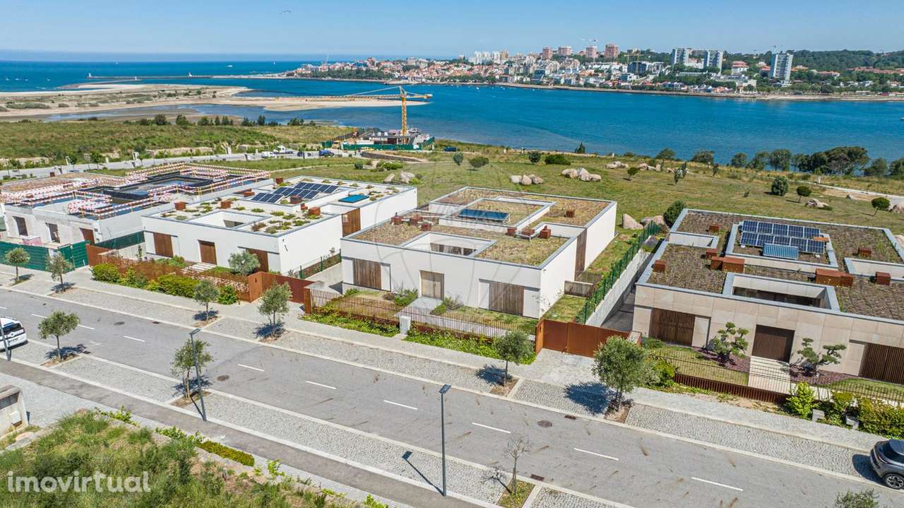 Moradia T4 para venda - Grande imagem: 2/44