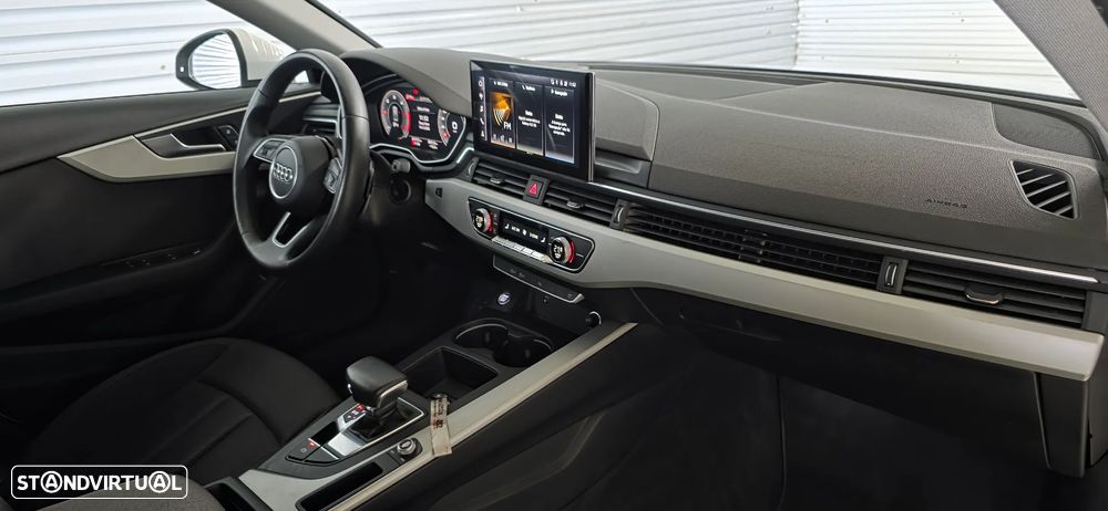 Audi A4 35 TDI S line S tronic - 19