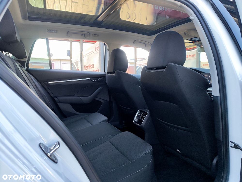 Skoda Octavia - 14