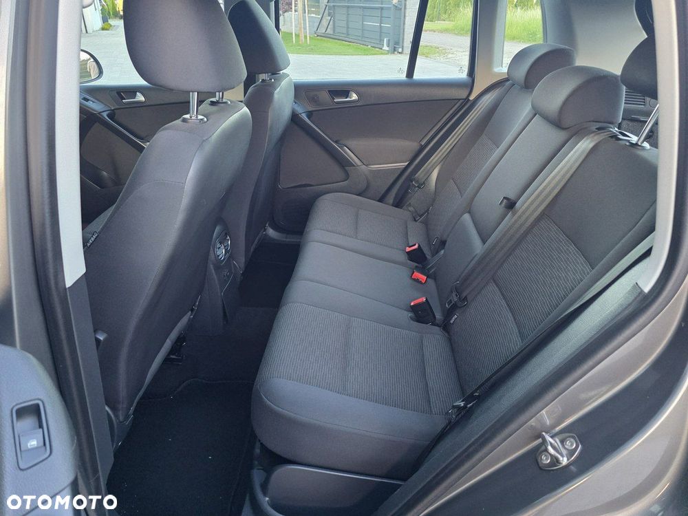 Volkswagen Tiguan - 8