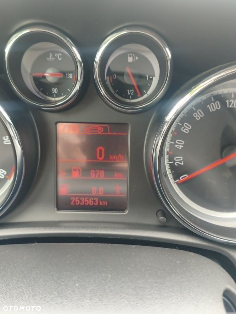 Opel Astra 1.7 CDTI - 15