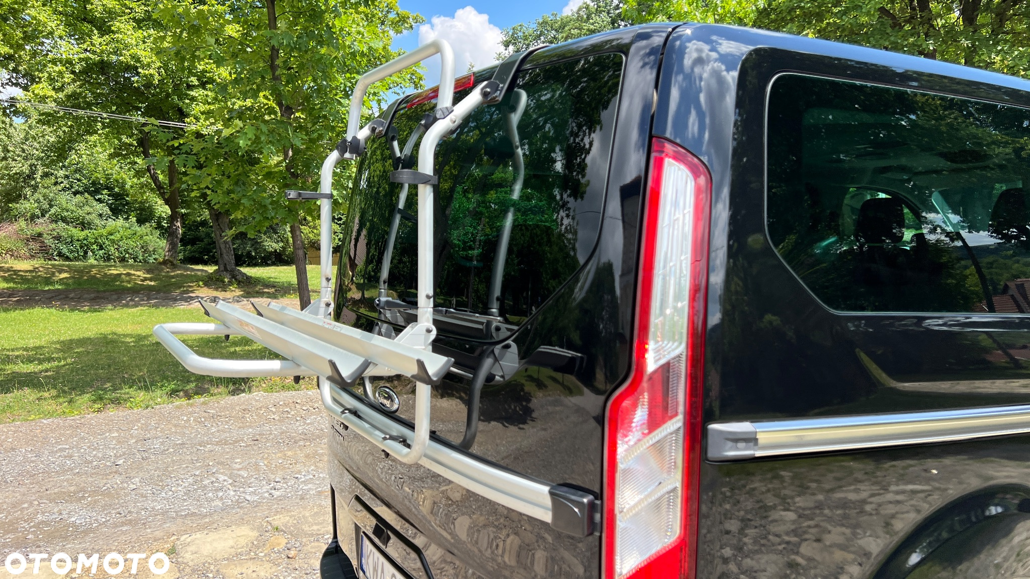 Ford Tourneo Custom 2.0 EcoBlue L1 Titanium - 28