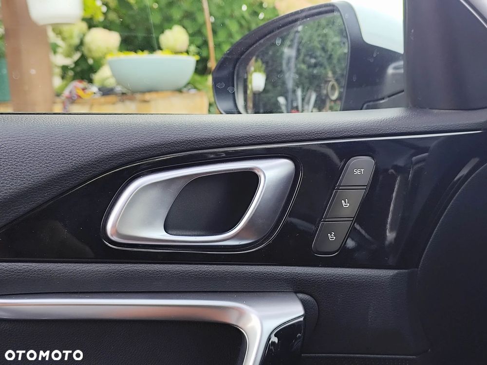 Kia Ceed 1.6 CRDi (48V Mild-Hybrid) Platinum - 12