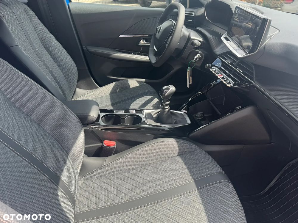 Peugeot 208 1.2 T Allure S&S - 11