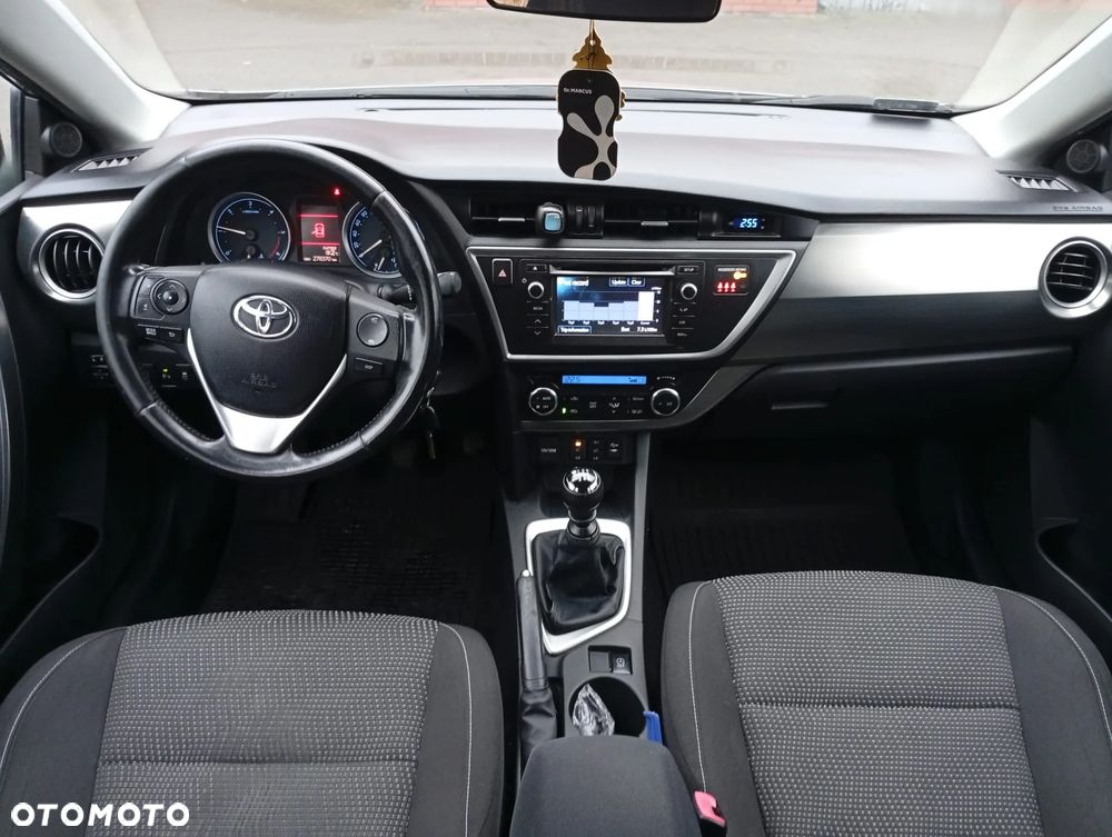 Toyota Auris - 6