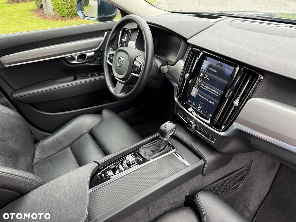 Volvo S90 D4 AWD Geartronic Momentum - 22