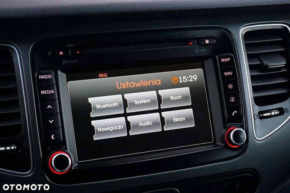 Kia Carens 1.6 GDI Dream Team Edition - 34