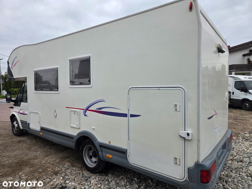 Ford TRANSIT CHAUSSON 2004R ALKOWA - 25