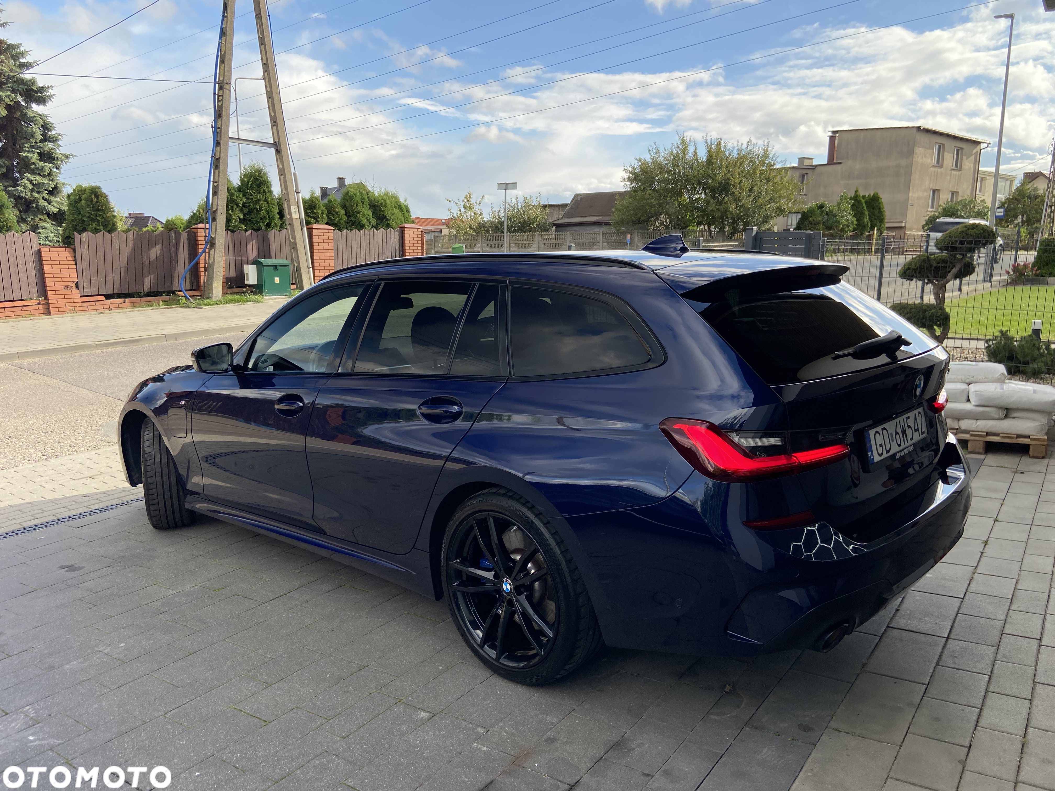 BMW Seria 3 330e Touring M Sport - 4