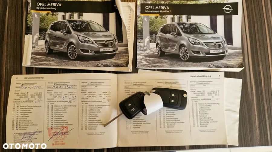 Opel Meriva 1.4 T Cosmo S&S - 17