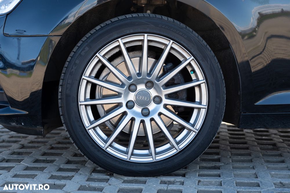 Audi A4 2.0 TDI S tronic - 7