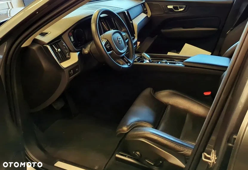 Volvo XC 60 B5 B AWD Geartronic Inscription - 9
