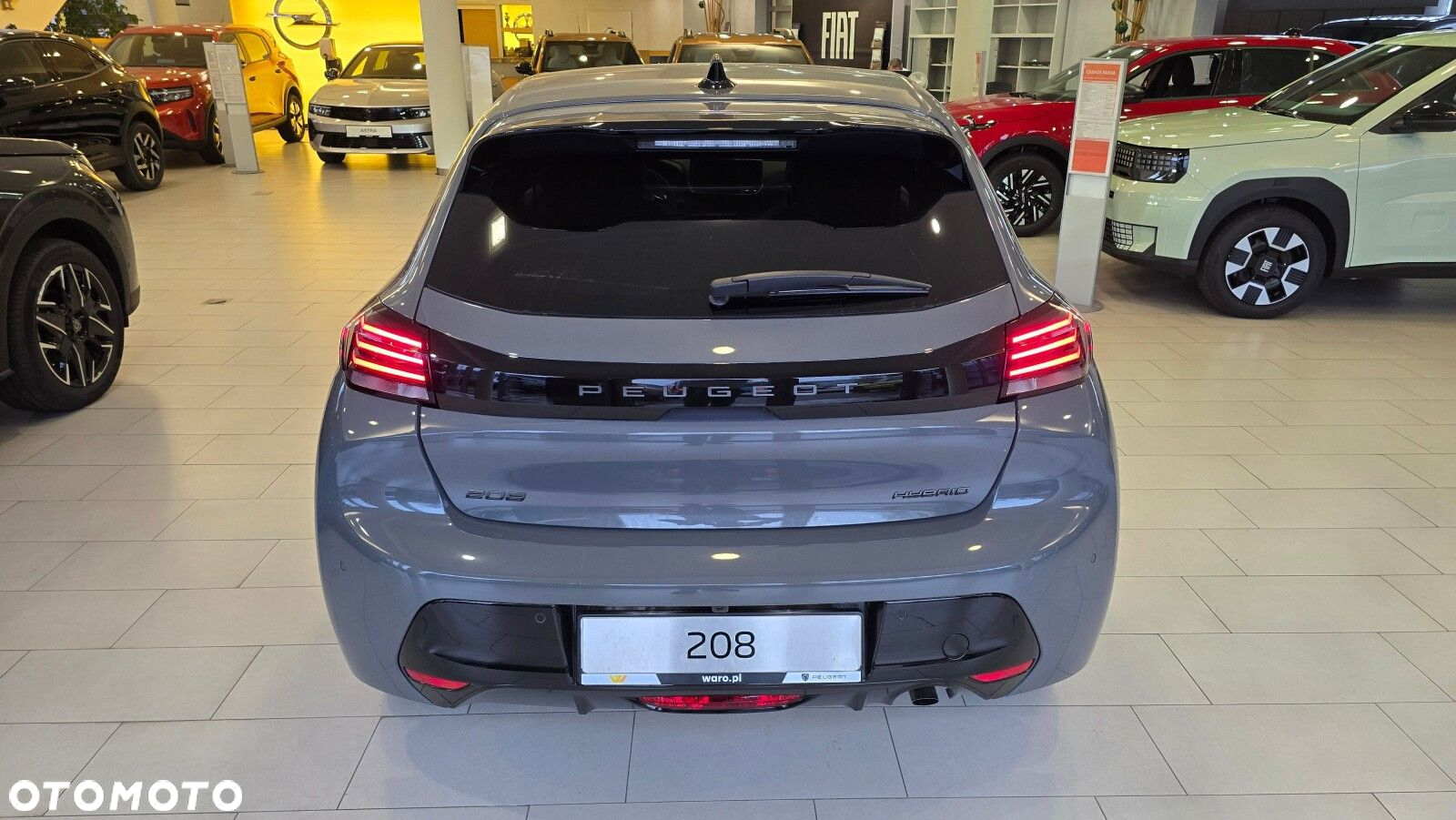 Peugeot 208 - 5