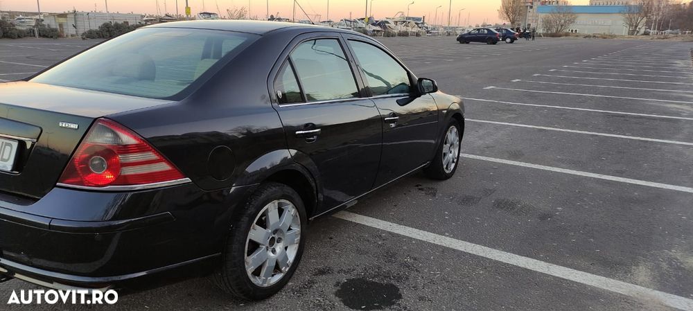 Ford Mondeo 2.0TDCi Aut. Ghia - 7