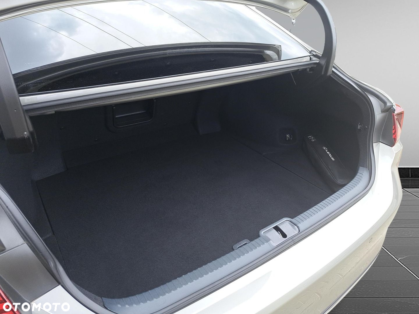 Lexus ES - 25