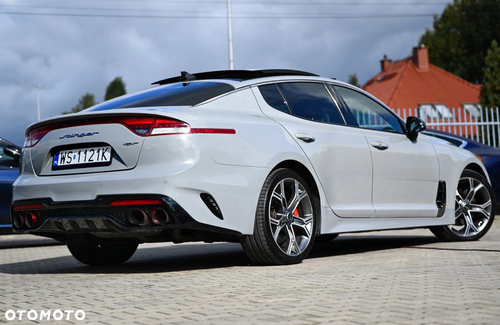 Kia Stinger 3.3 T-GDI V6 GT AWD - 32