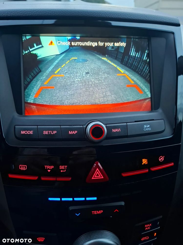 SsangYong/KGM Tivoli 1.6 D Crystal Base - 20
