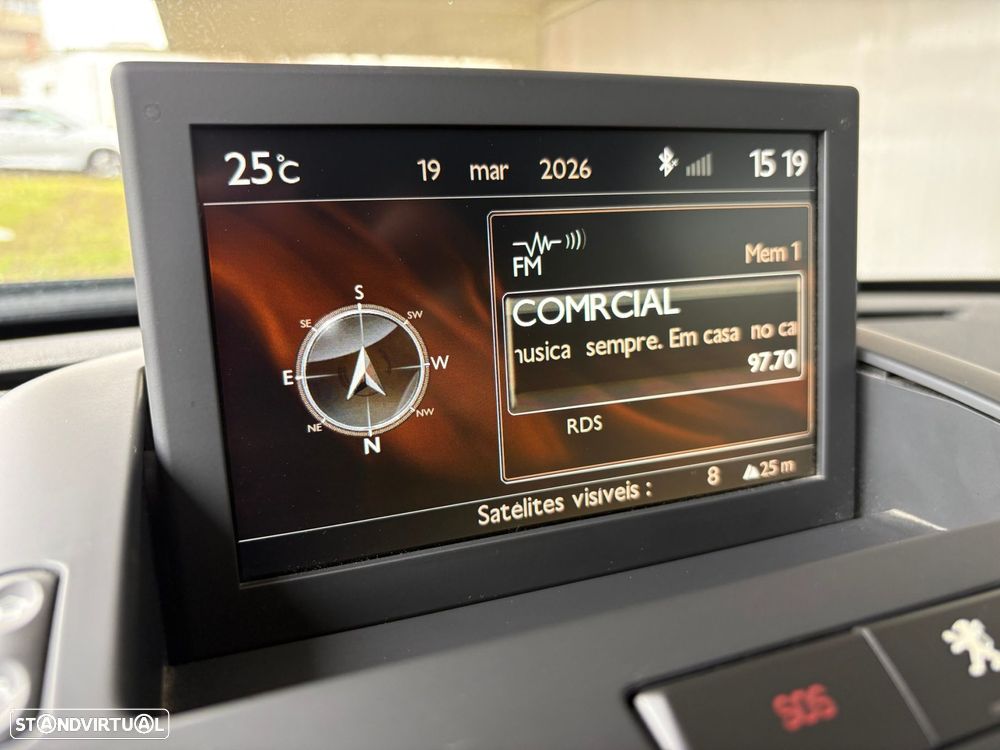 Peugeot 3008 1.6 HDi Allure - 21