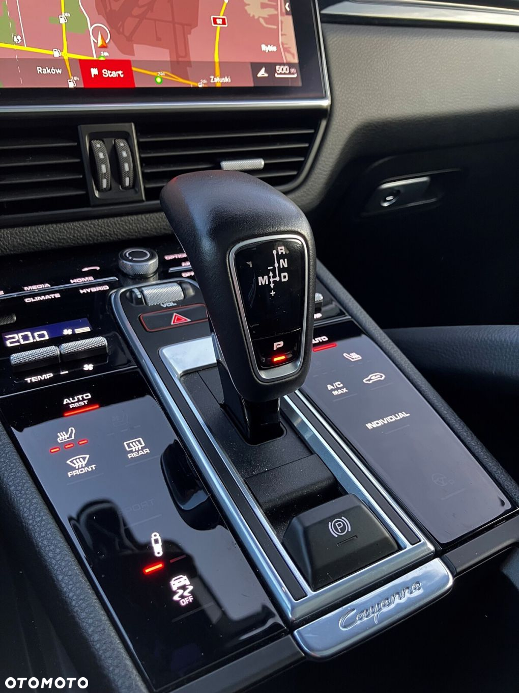 Porsche Cayenne - 39