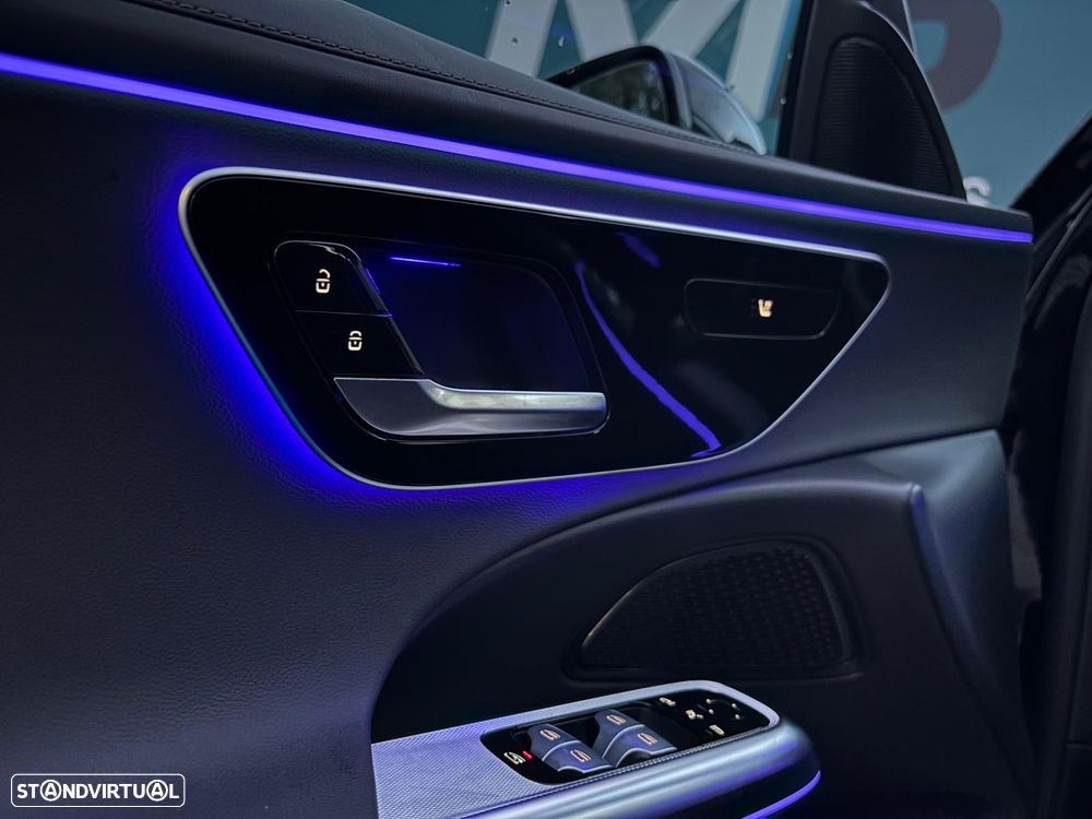 Mercedes-Benz E 300 9G-TRONIC AMG Line - 9