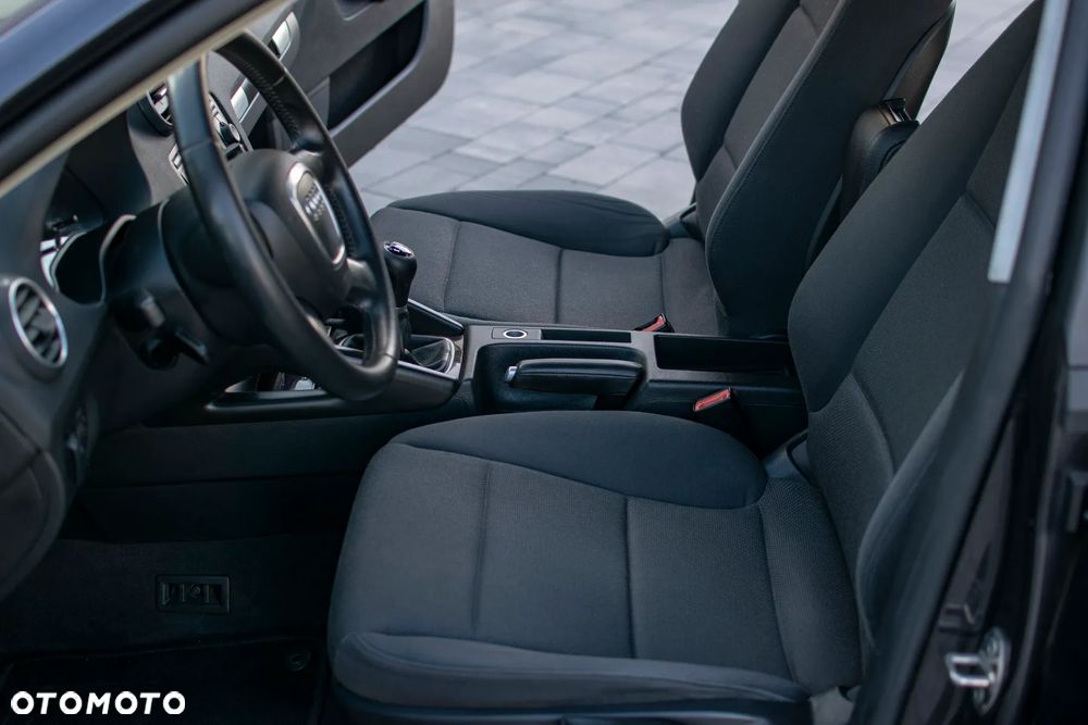Audi A3 Sportback - 38