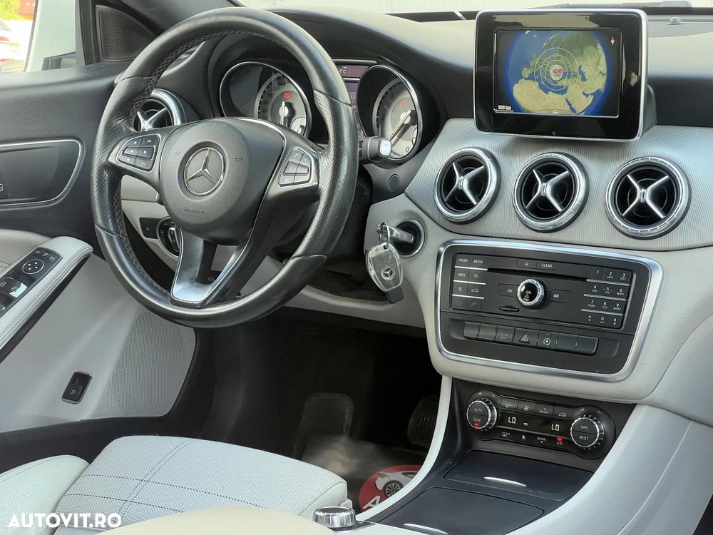 Mercedes-Benz CLA - 9