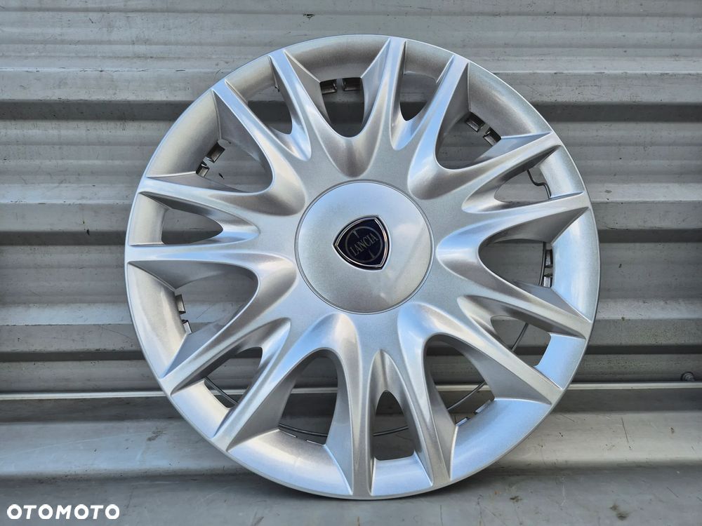 Kołpak Lancia Ypsilon 15" 735486214 - 1