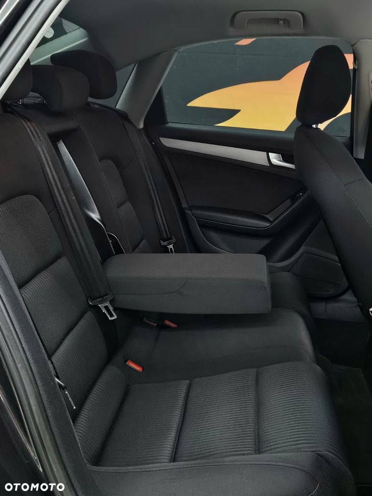Audi A4 Limousine 2.0 TDI 112g DPF Attraction - 8