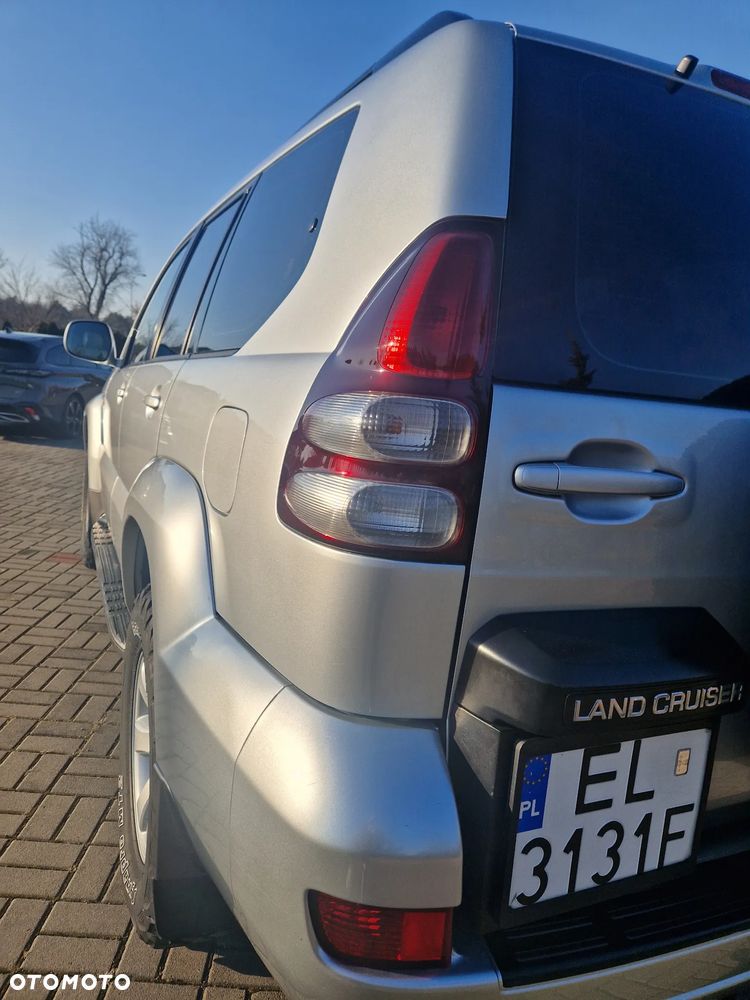 Toyota Land Cruiser - 14
