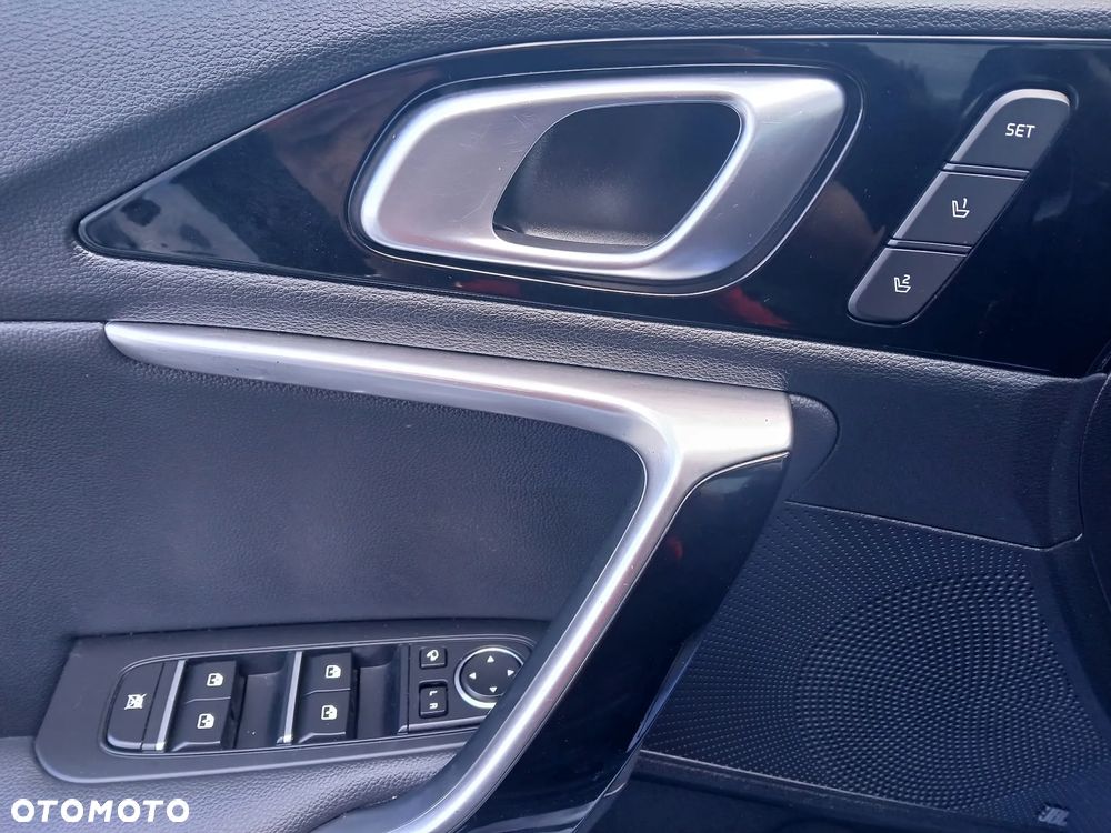 Kia XCeed - 31