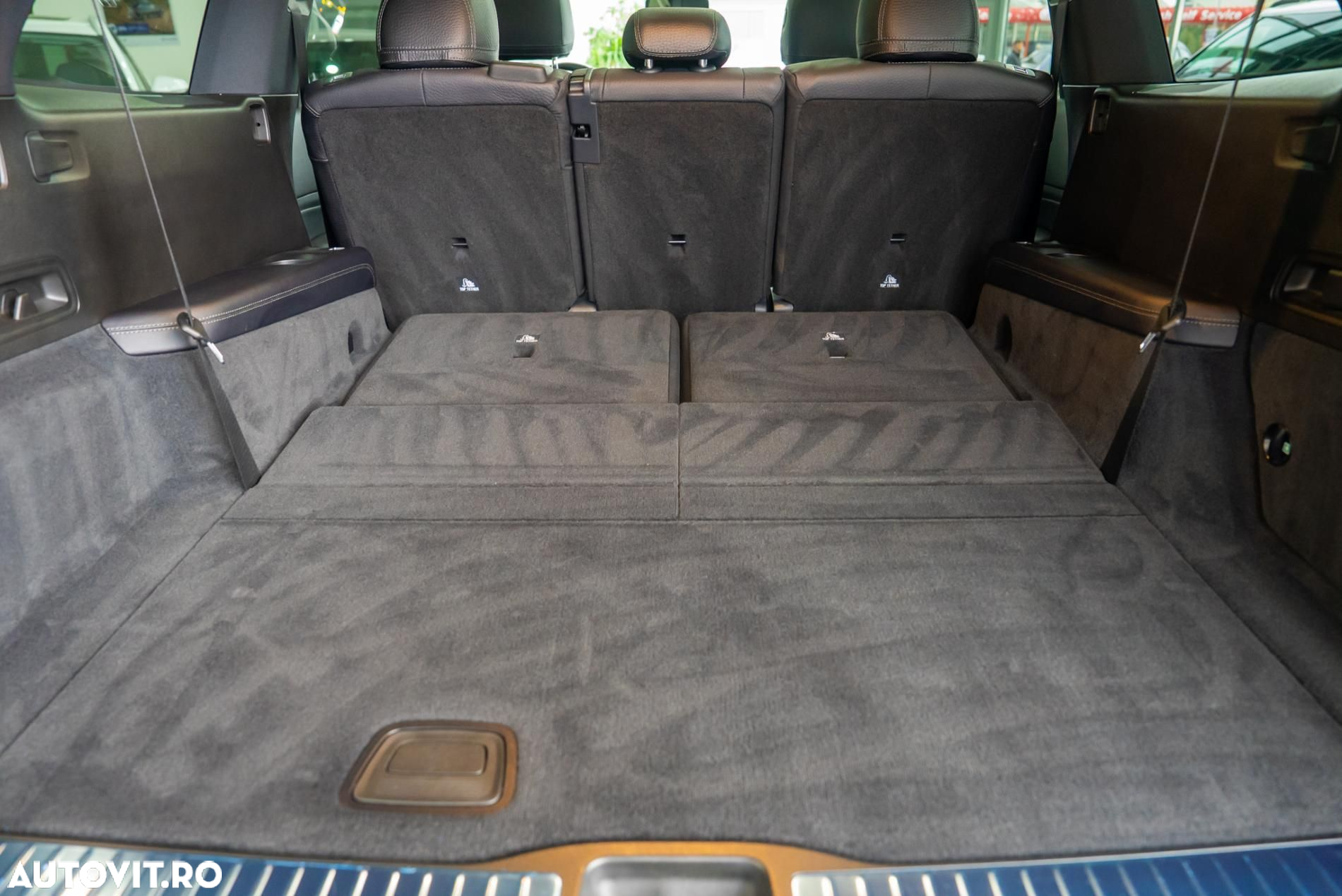 Mercedes-Benz GLS - 15