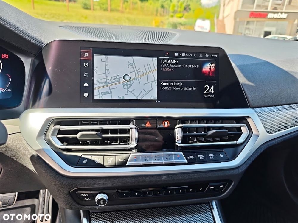 BMW Seria 3 320d xDrive mHEV M Sport sport - 10