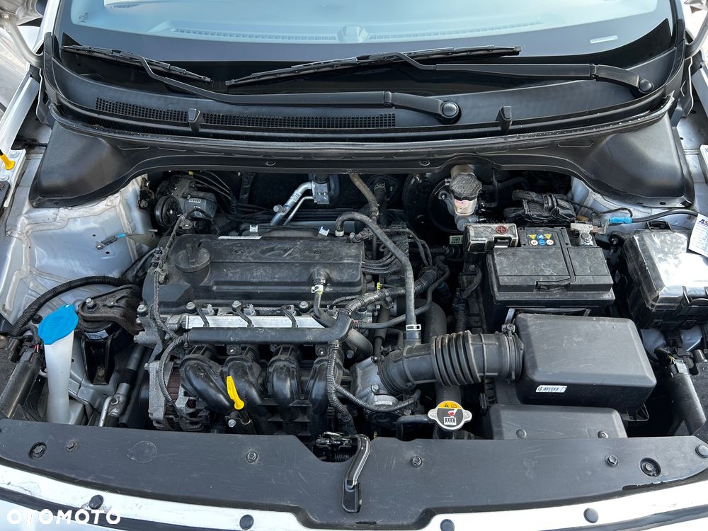 Hyundai i20 1.2 - 12