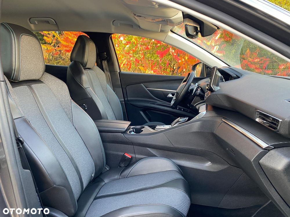 Peugeot 3008 225 e-EAT8 Allure Pack - 21