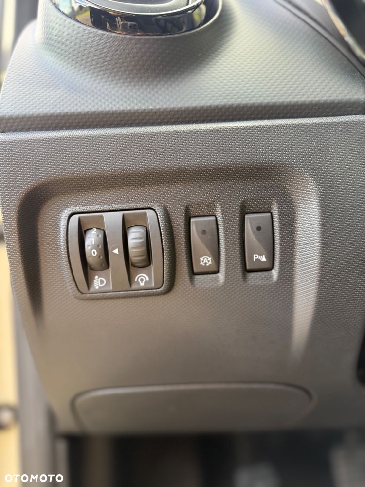 Renault Captur 0.9 Energy TCe Life - 12