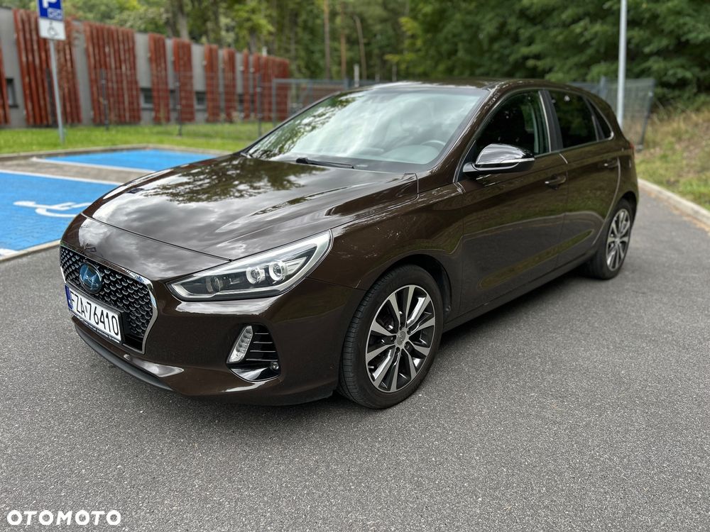 Hyundai i30 1.4 T-GDI Premiere Luxury - 9