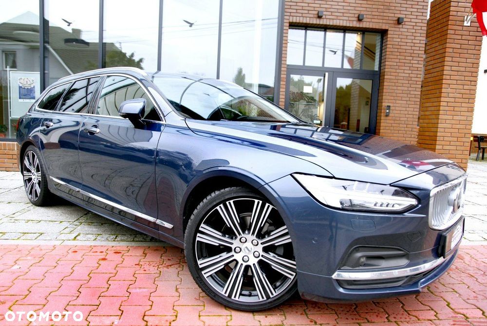 Volvo V90 D5 SCR AWD Momentum Pro - 27
