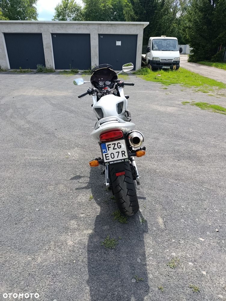 Honda CBF - 4