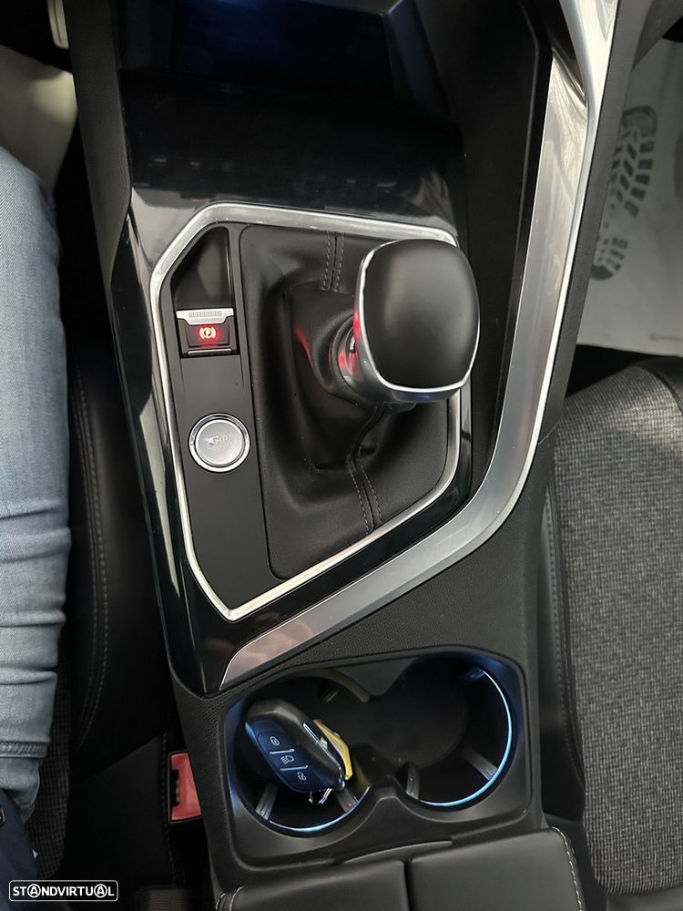 Peugeot 3008 - 18