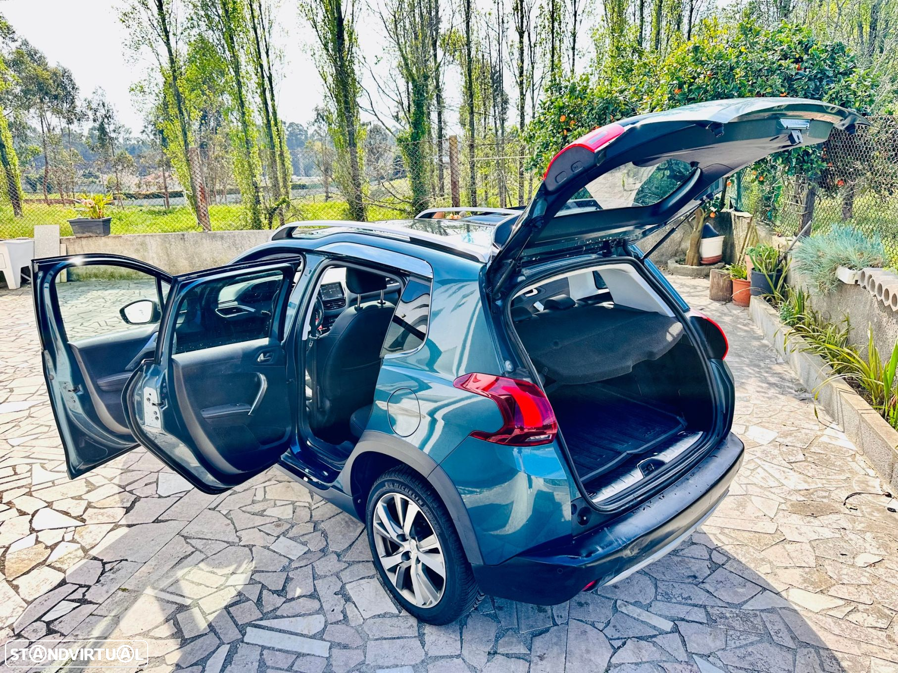 Peugeot 2008 1.2 PureTech Crossway EAT6 - 3