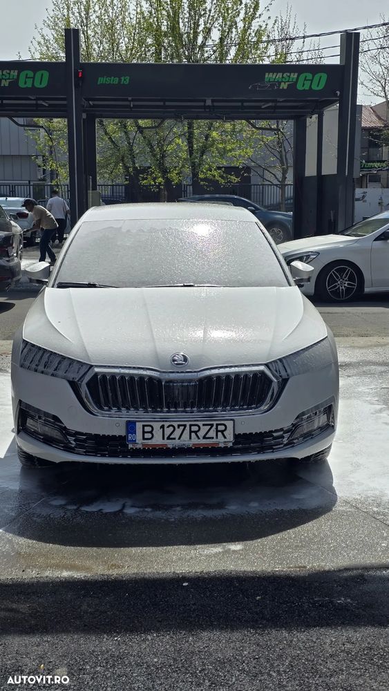 Skoda Octavia 2.0 TDI Ambition - 2