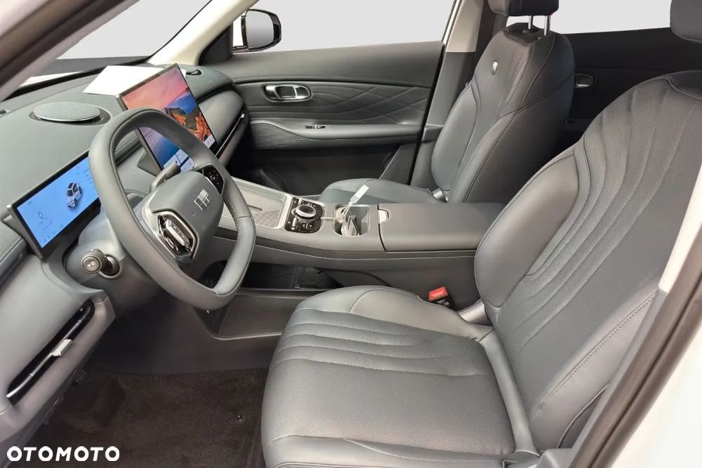 Geely Starray EM-i 1.5 PHEV Pro - 13