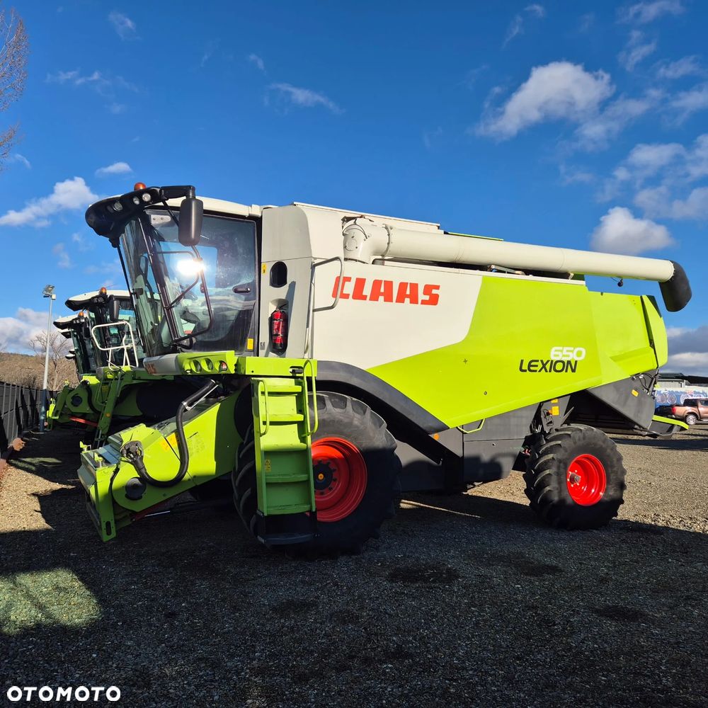 Claas Lexion 650 z hederem - 7
