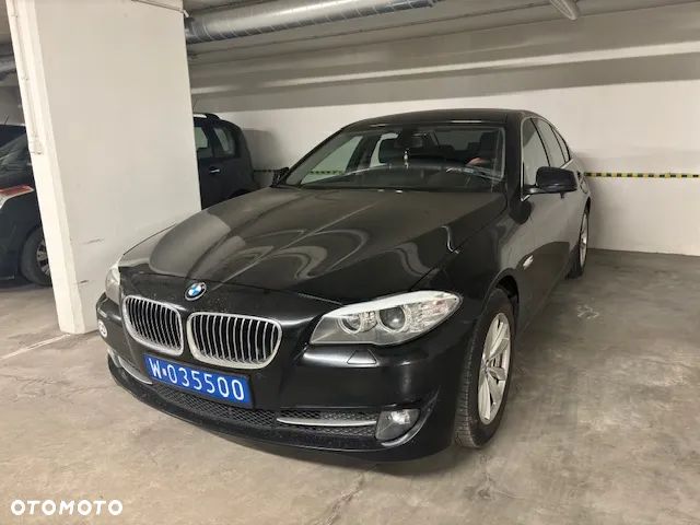 BMW Seria 5 520i - 5
